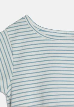 Friboo 3 Pack - Camiseta Estampada - Turquoise/Yellow/Red -Tienda de moda infantil. 2574ba483de44f639628529b2303c3a4