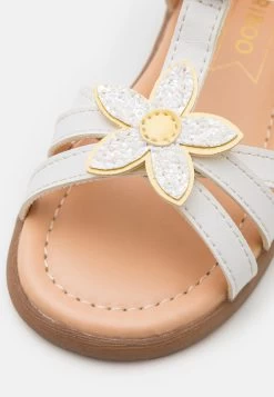 Friboo Sandalias - White -Tienda de moda infantil. 2ce4b7d15fcb4c60aa752744181e7e3d