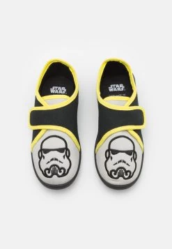 Friboo Star Wars Stormtrooper - Pantuflas - Black 9 Friboo Star Wars Stormtrooper - Pantuflas - Black -Tienda de moda infantil. 2d88c22ca7bd46d3a18552b0eeb9ee66