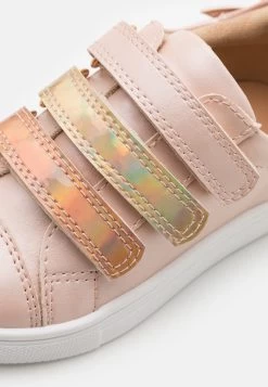 Friboo Zapatillas - Pink -Tienda de moda infantil. 3e38f34574cc4958ab6baec7557c8132