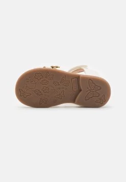 Friboo Sandalias - Off-White -Tienda de moda infantil. 916a7d8b382e4a138f0100f272febc49