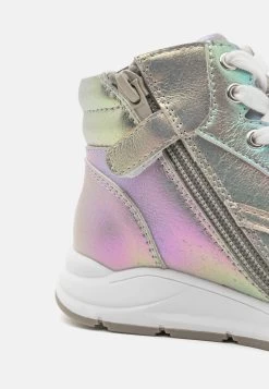 Friboo Zapatillas Altas - Silver-Coloured -Tienda de moda infantil. 91aec46ace644912abc4cee0f0f35d96