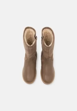 Friboo Leather - Botas - Taupe -Tienda de moda infantil. a1239bcb77354afcb4ed2cdb20712636