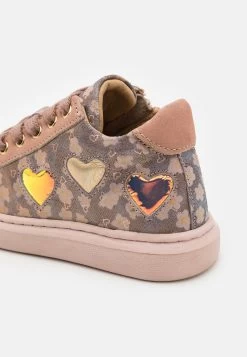 Friboo Zapatillas - Light Pink -Tienda de moda infantil. de824fe091584f21a5637610b93eb9b2